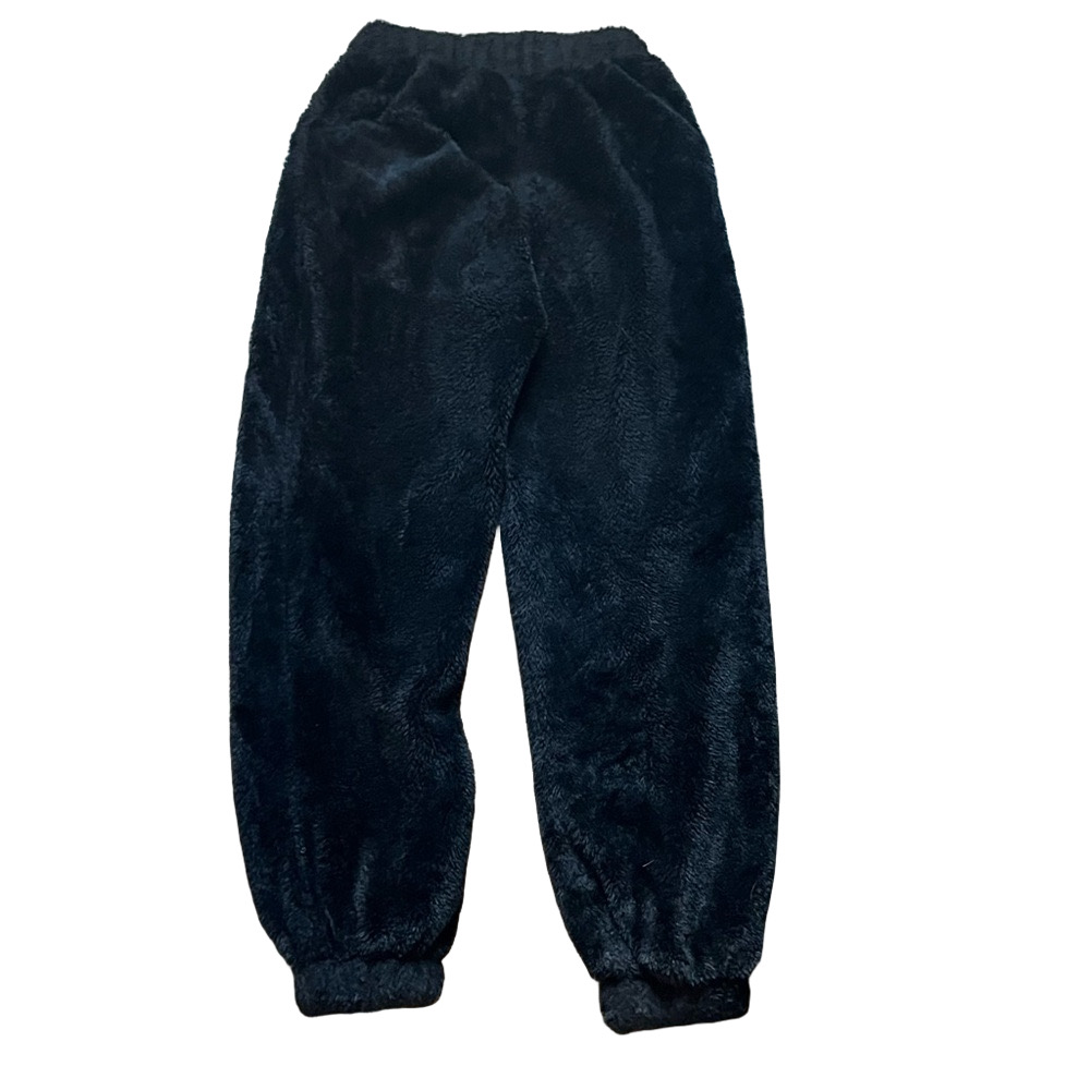 No Boundaries Black Faux Fur Joggers - Picture 3 of 4